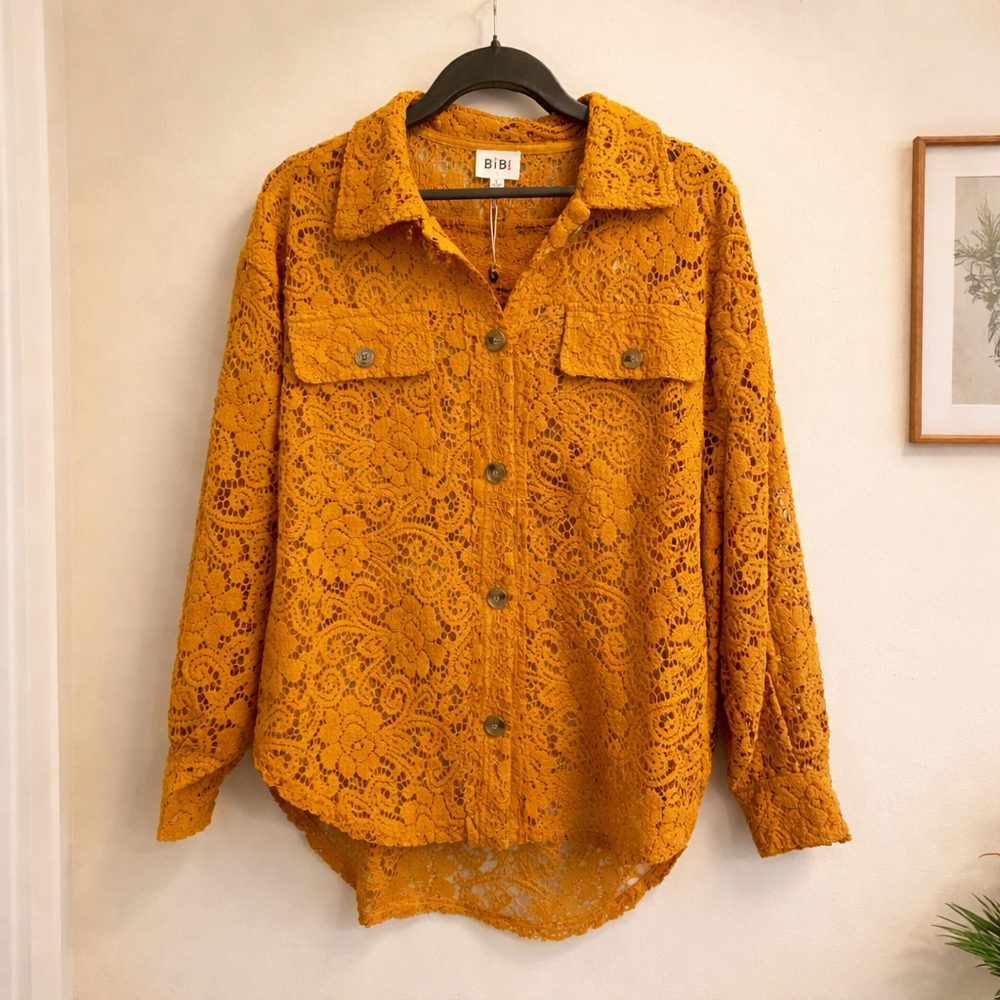 0245 ***BIBI*** NWT Size Small Mustard Colored Textured Long Sleeve Sweater